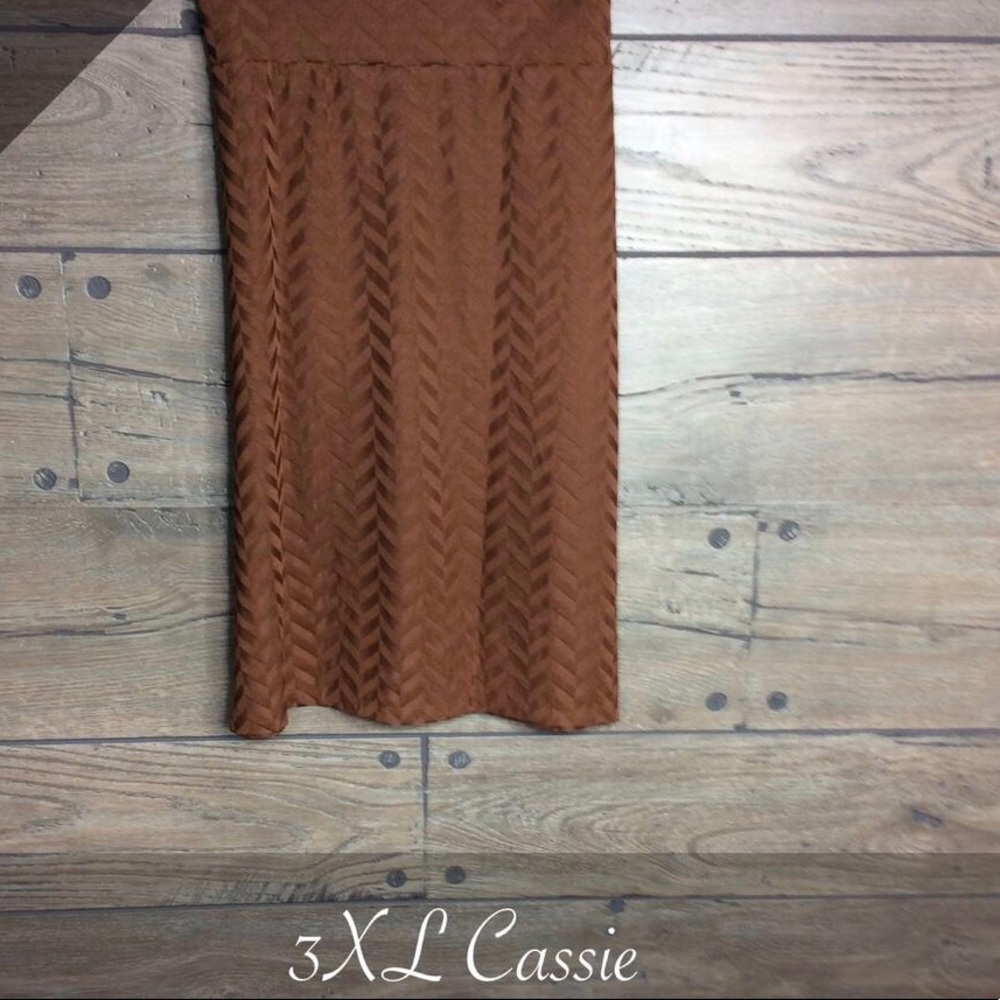 3XL LuLaRoe Cassie skirt New W tags! Shimmery
